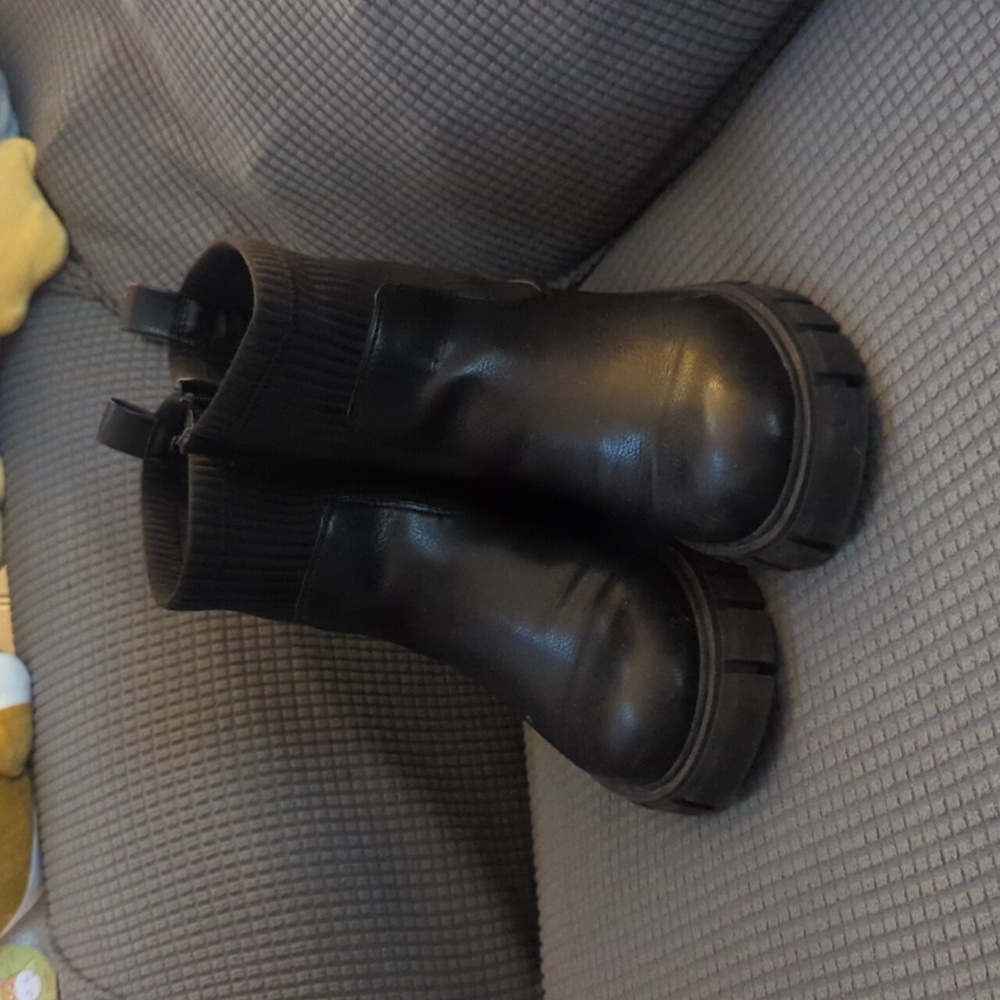 TORRID PLUS SIZE LUG SOLE HEELED BOOTIES